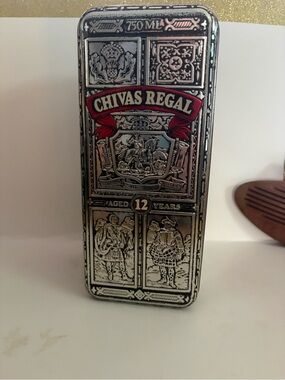 12 Year Aged Tin Case - Silver with Red Accents